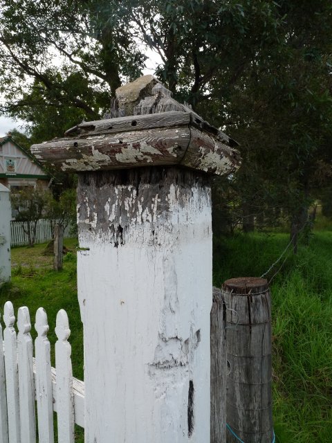 Gatehouse (gate post) Southern entrance to Macarthurs Farm, Camden